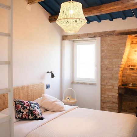 La Trave Bed & Breakfast Montecosaro  Bagian luar foto