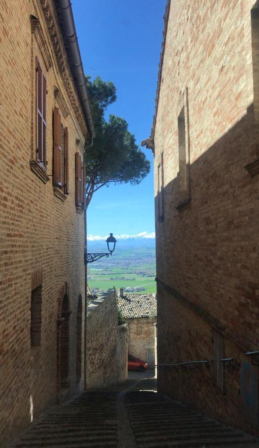 La Trave Bed & Breakfast Montecosaro  Bagian luar foto
