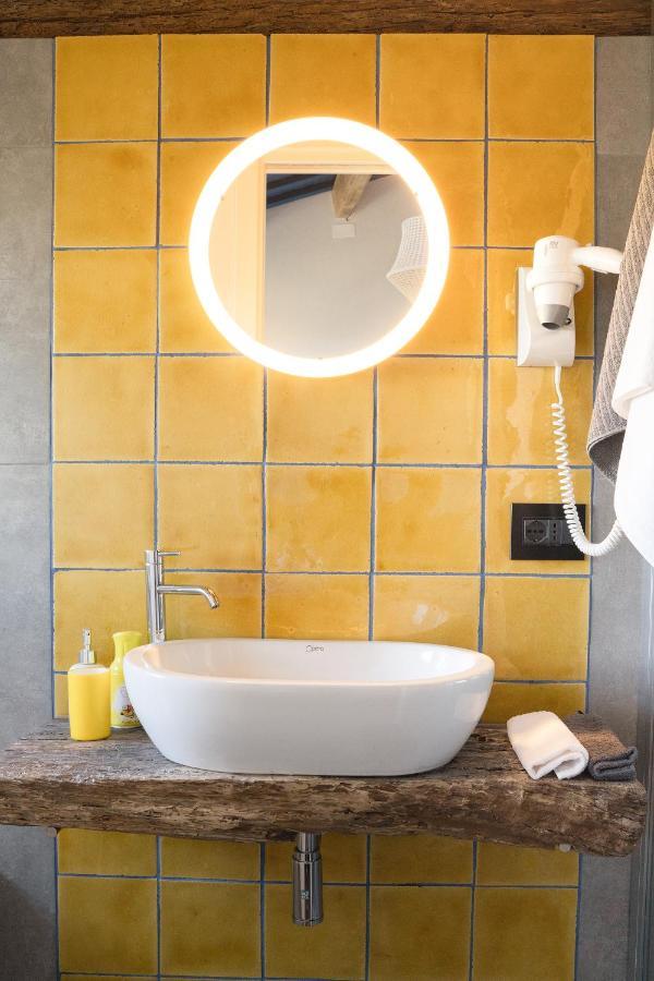 La Trave Bed & Breakfast Montecosaro  Bagian luar foto